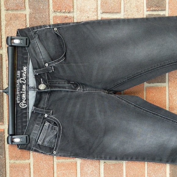 Mr. Lee Jeans - Picture 2 of 13